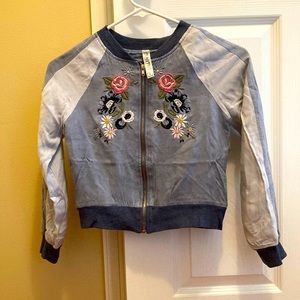 Girl front zip jacket. Lined